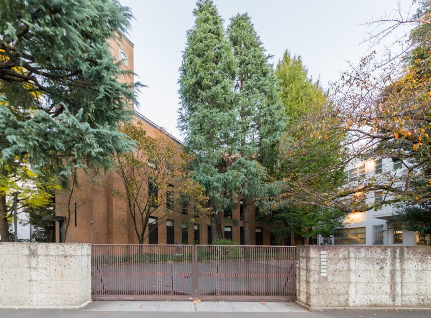 福山雅治の子供の学校は慶應幼稚舎か